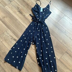 NWT loft navy and white polka dot jump suit, size 6 petite